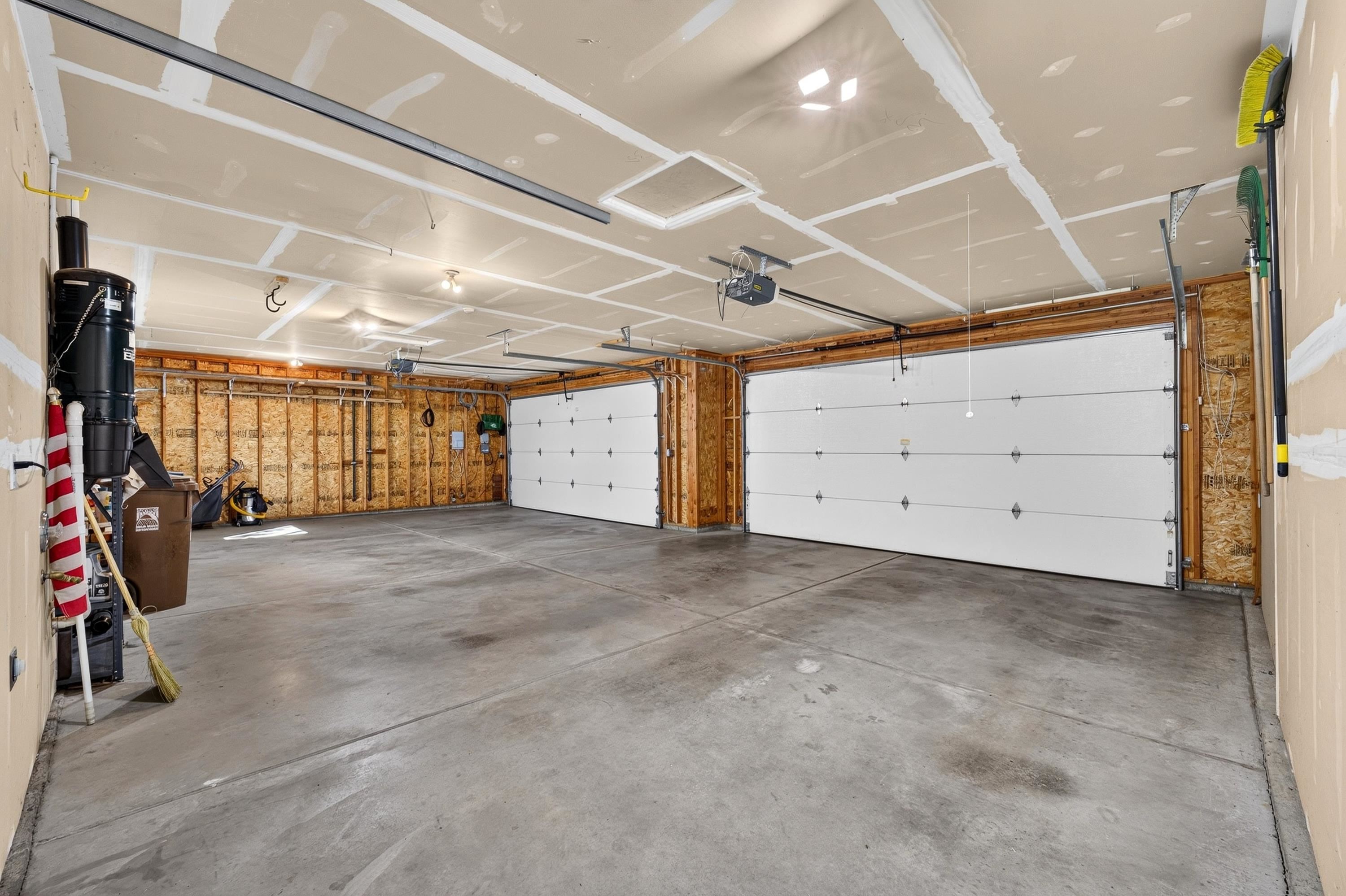 1306 E Blackwood Ln - Photo 18