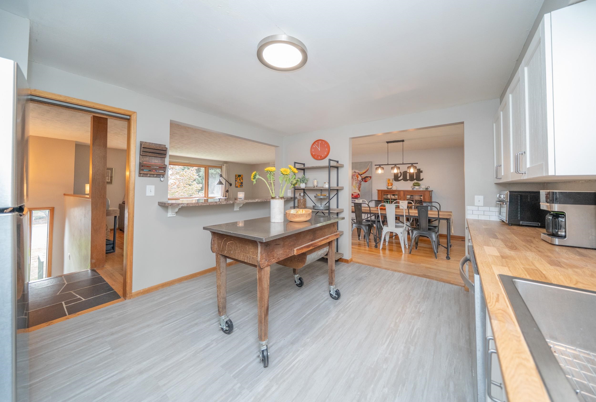 2427 E 40th Ave - Photo 10