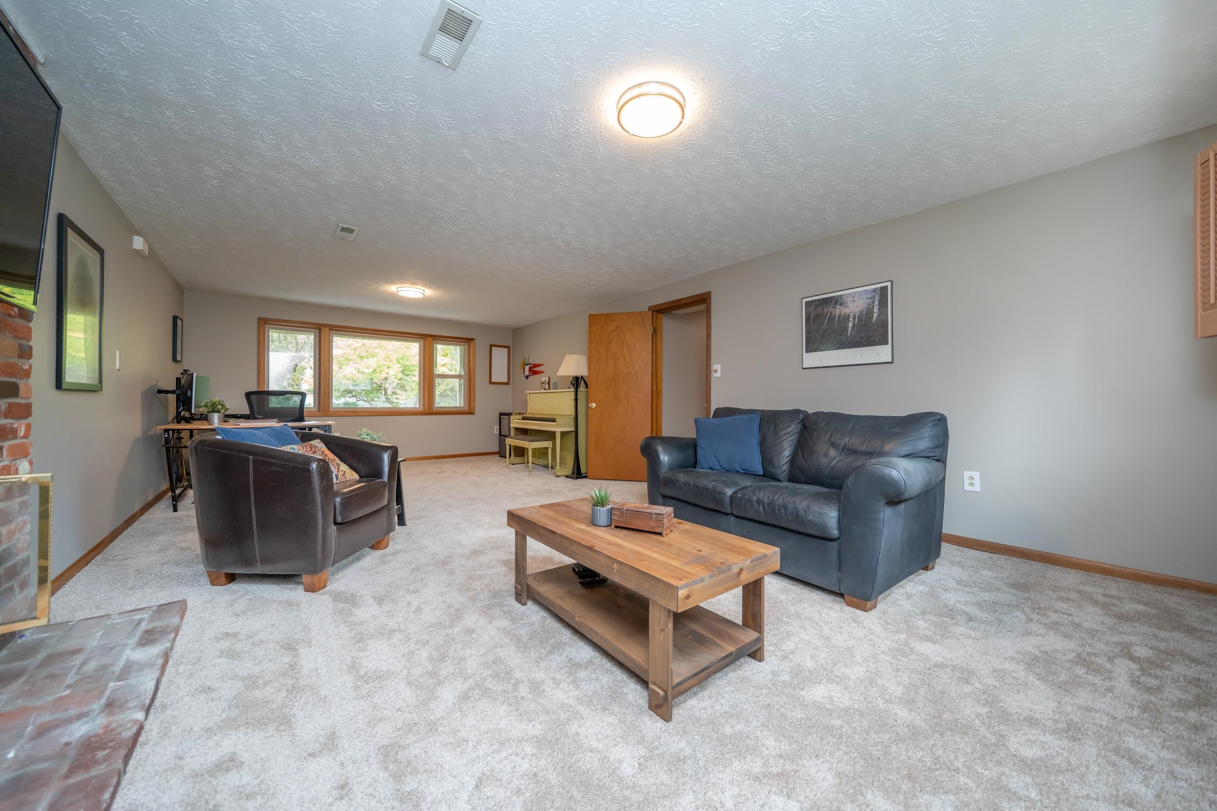 2427 E 40th Ave - Photo 24