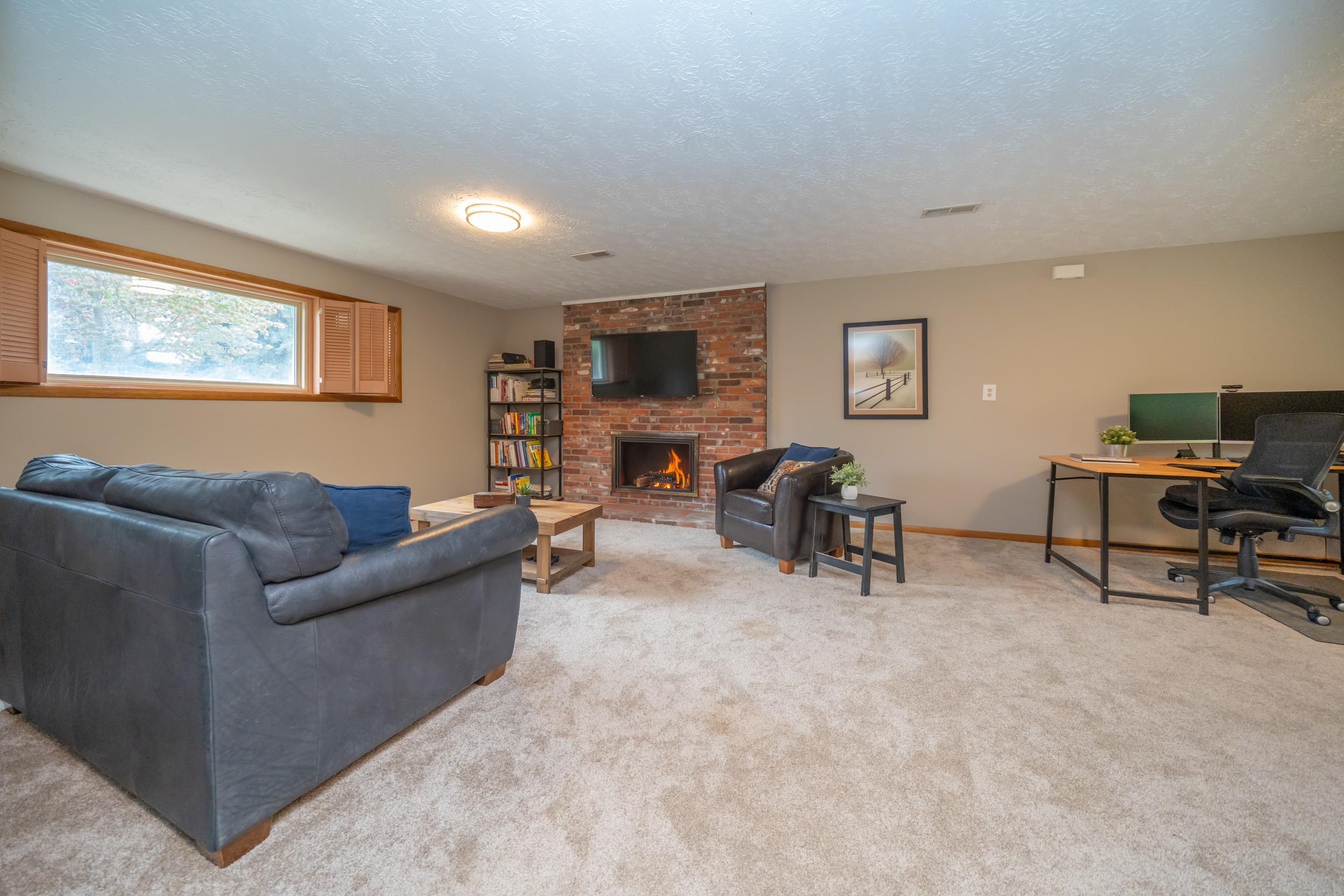 2427 E 40th Ave - Photo 23