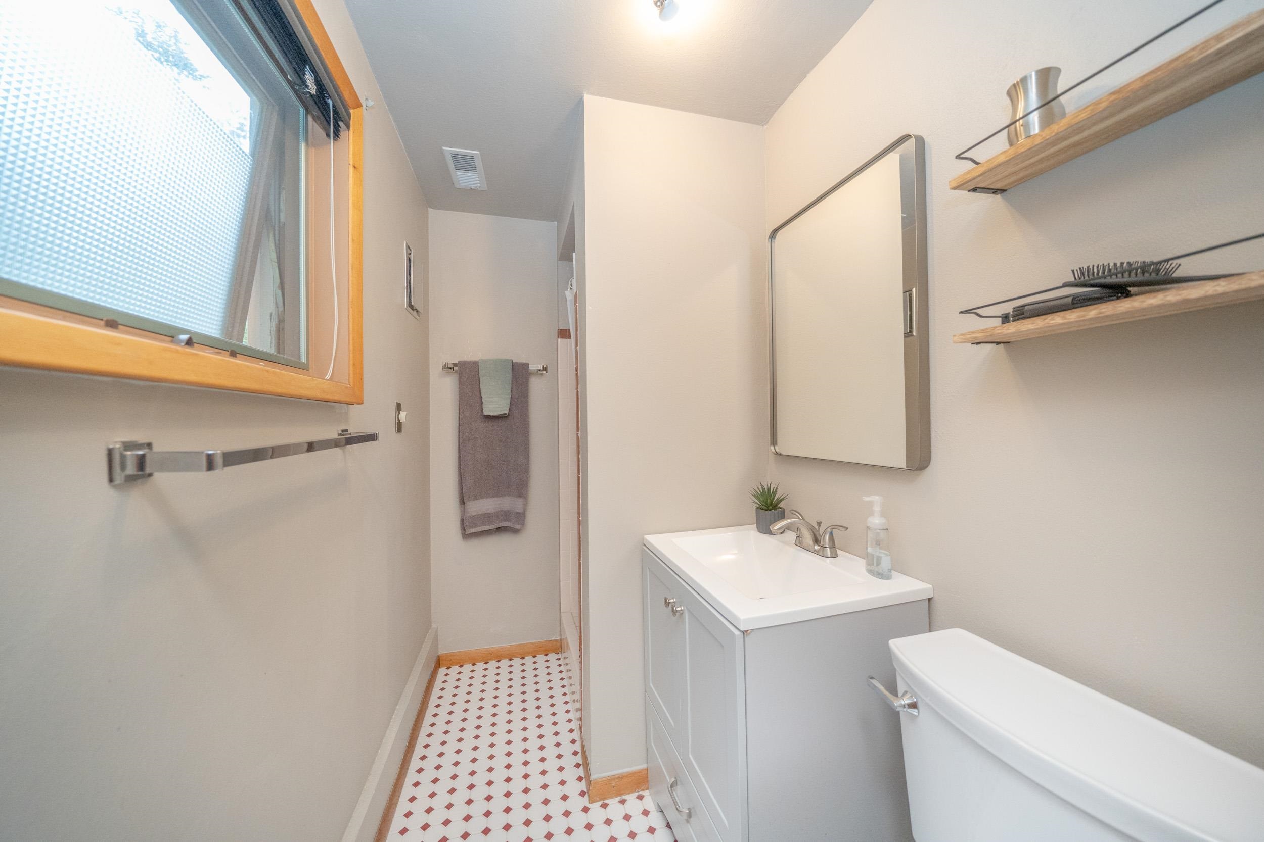 2427 E 40th Ave - Photo 27
