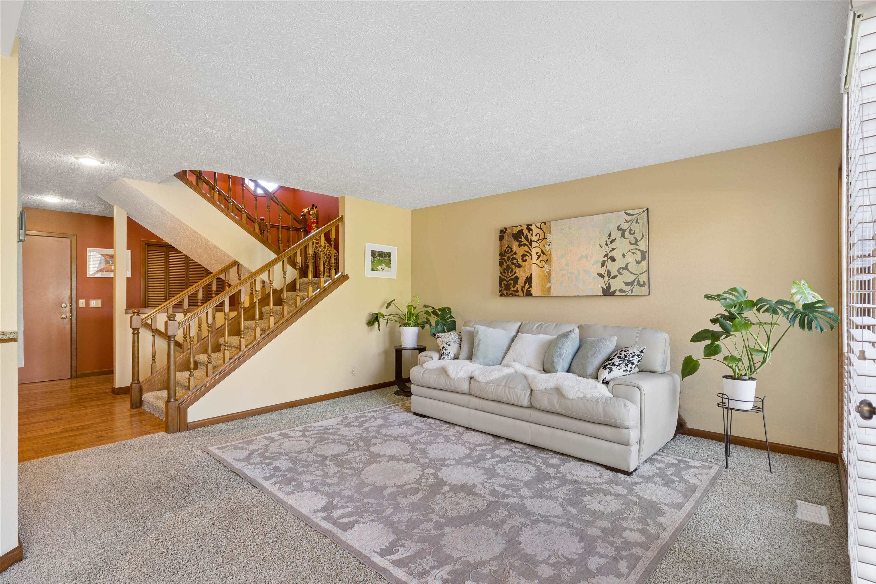 702 W Briar Cliff Ct - Photo 14