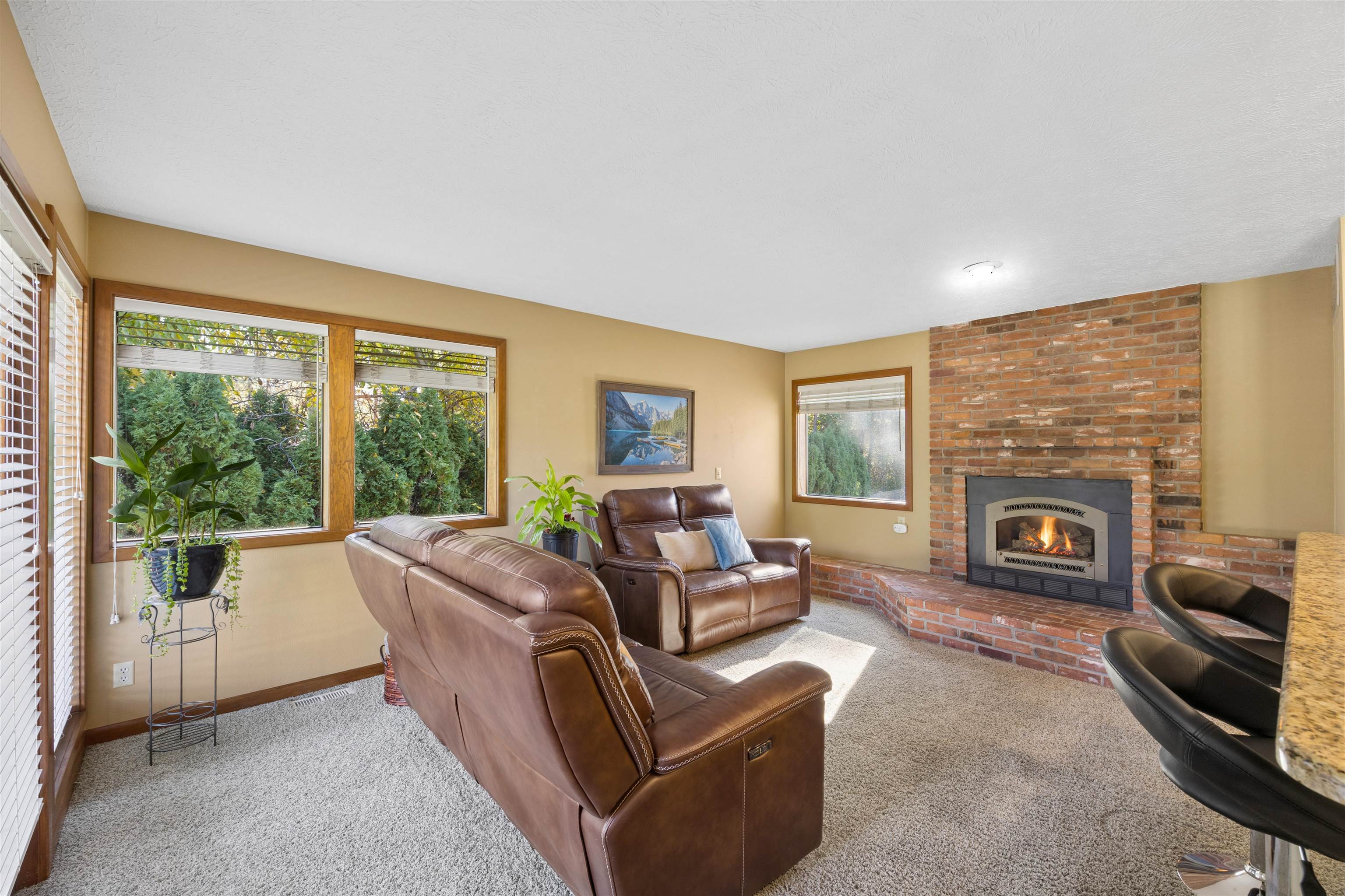 702 W Briar Cliff Ct - Photo 7