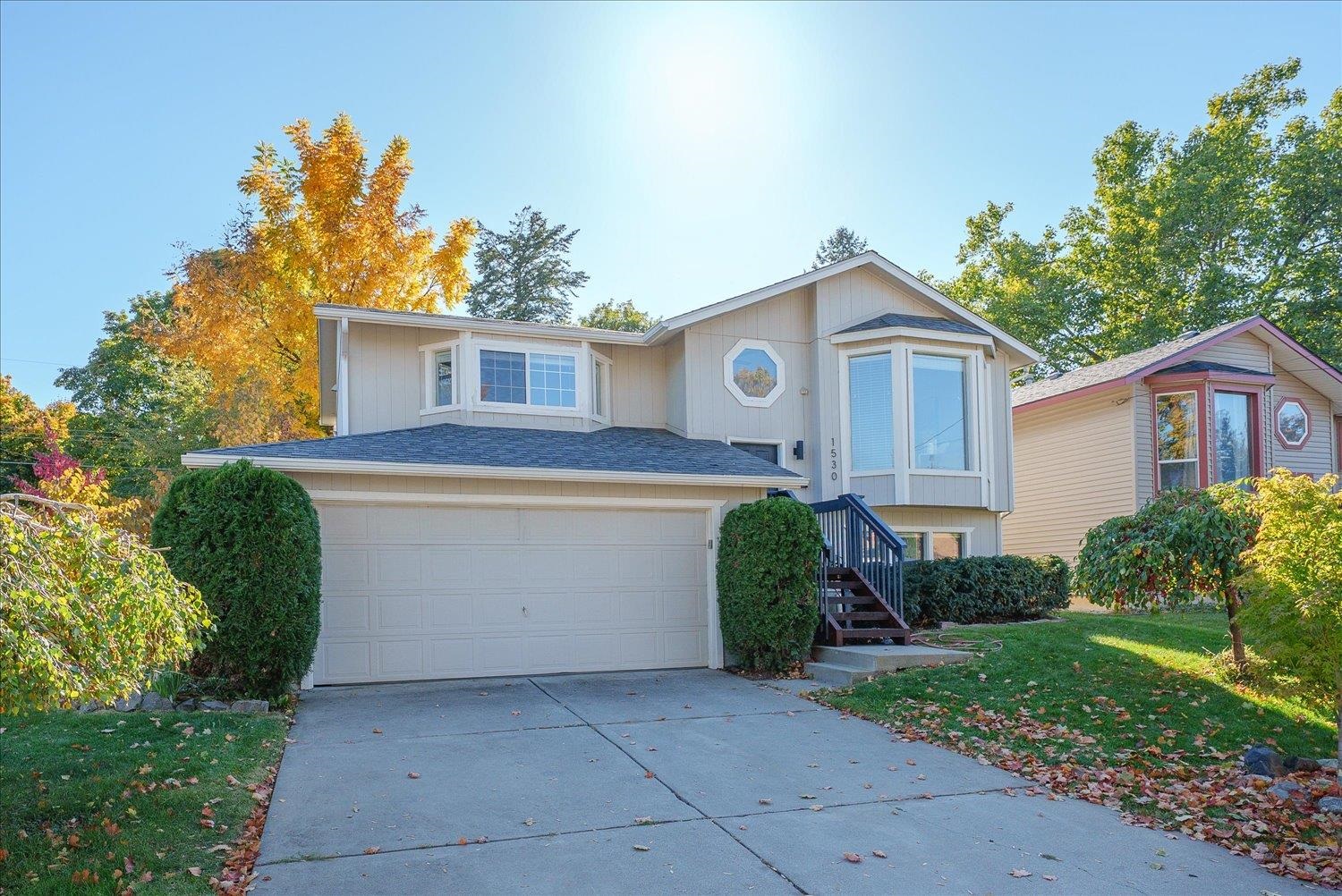 1530 E 15th Ave - Photo 2