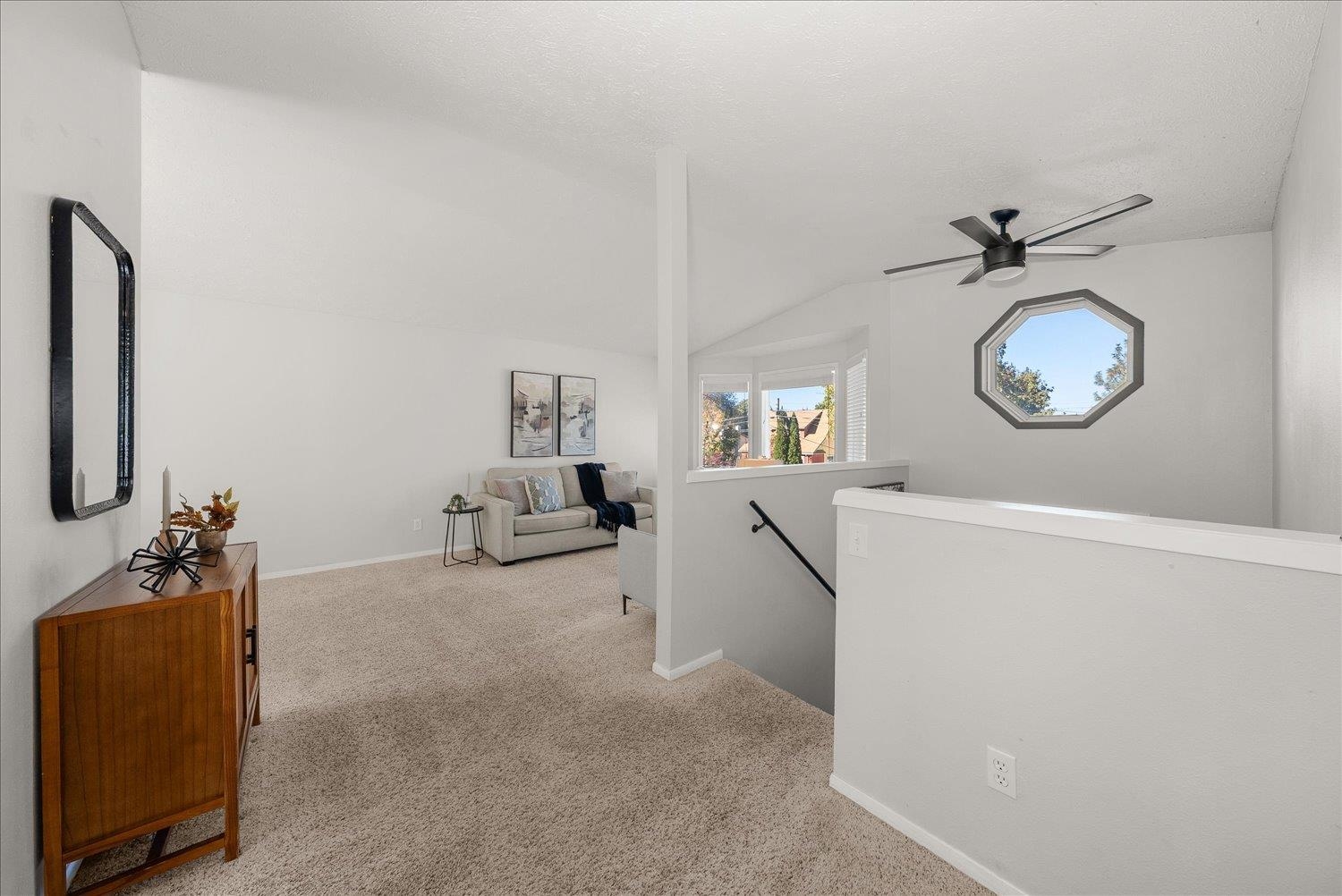 1530 E 15th Ave - Photo 4