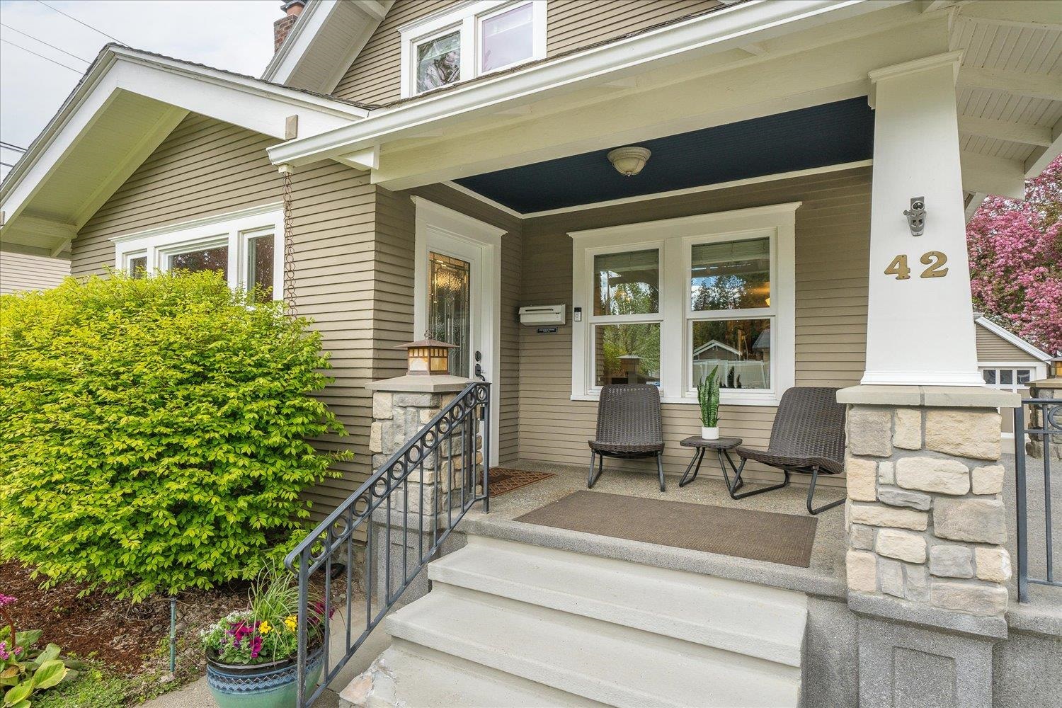 42 W 23rd Ave - Photo 4