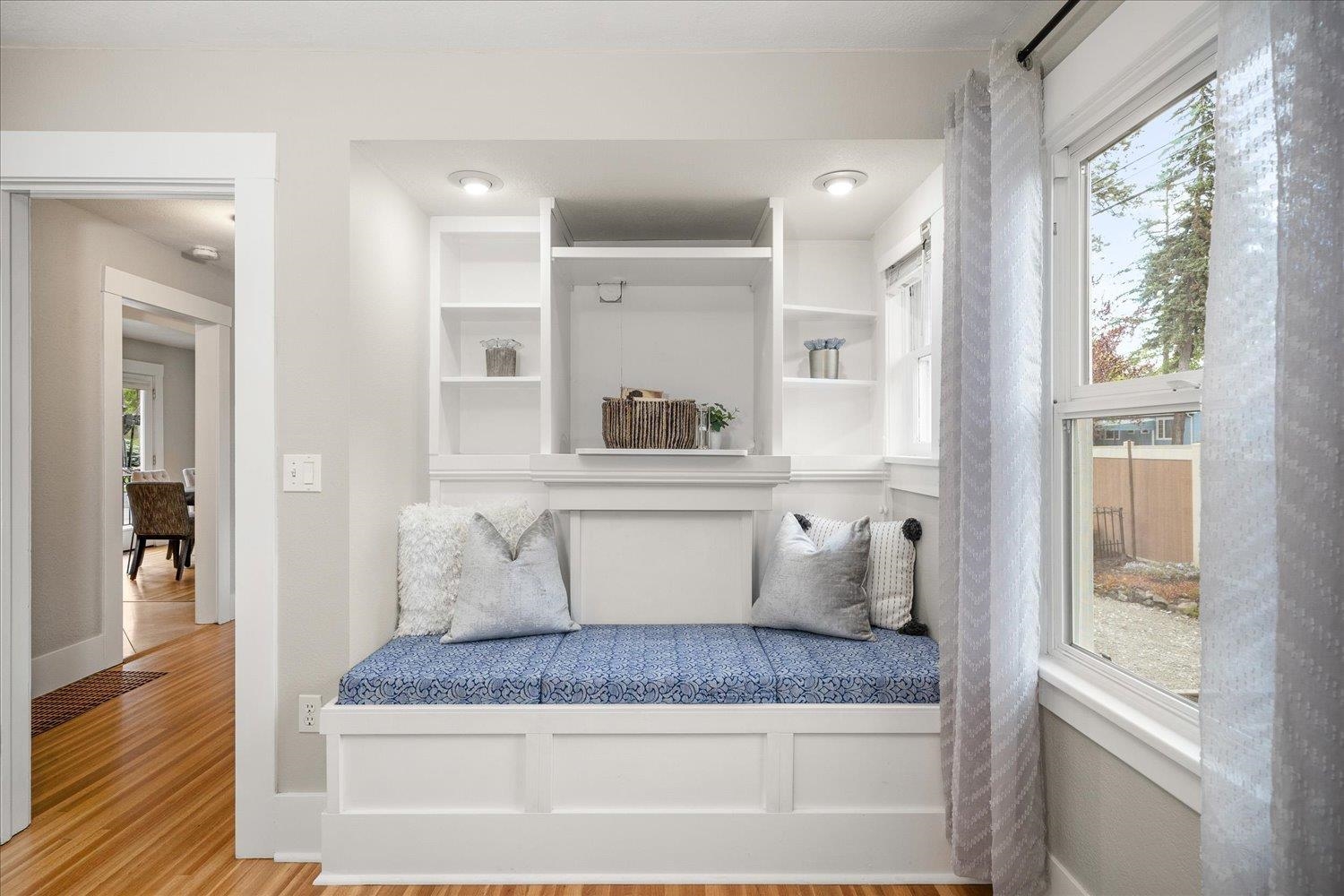 42 W 23rd Ave - Photo 18