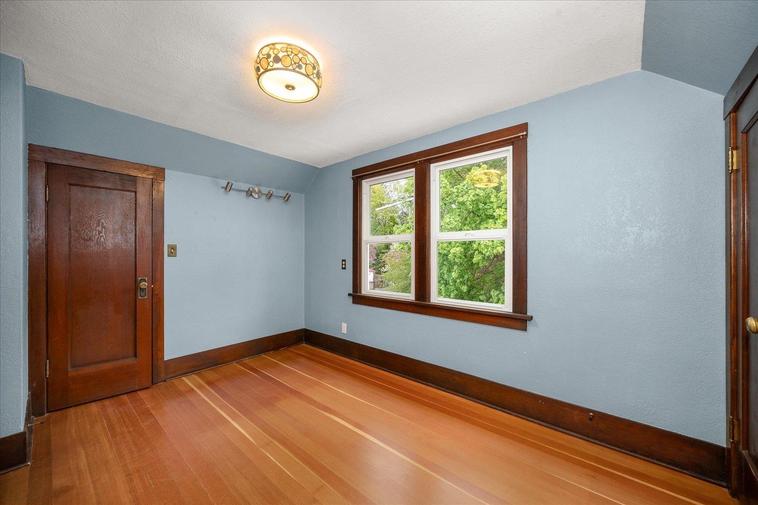 42 W 23rd Ave - Photo 26