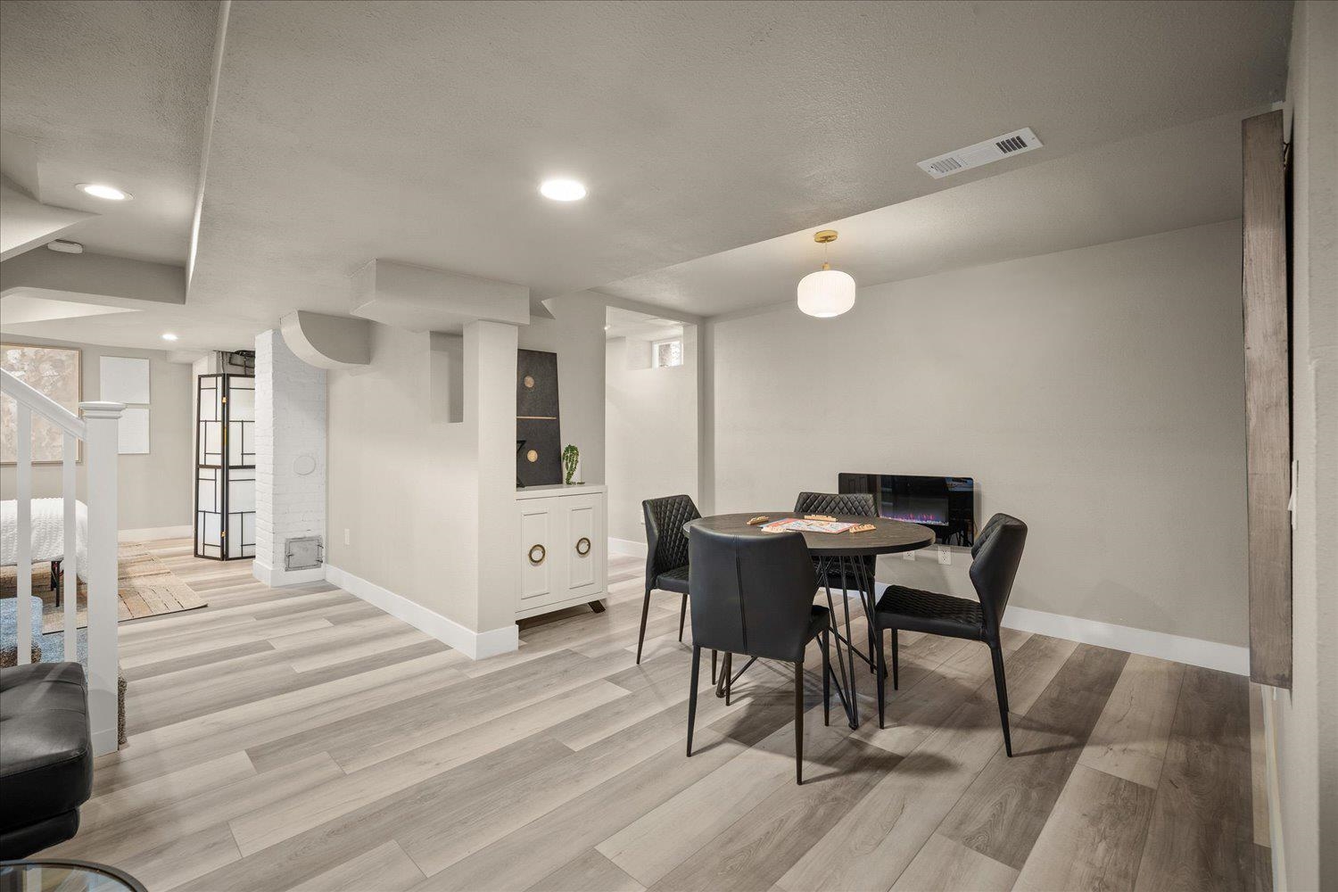 42 W 23rd Ave - Photo 30