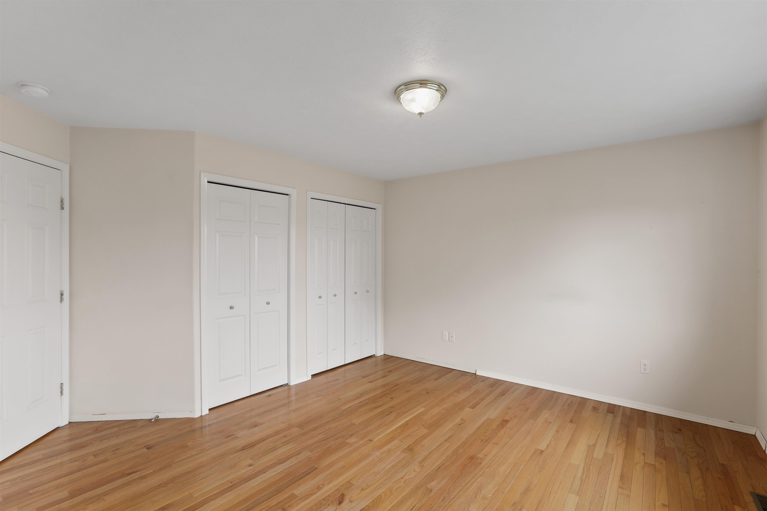 2820 W Hawthorne Rd - Photo 17