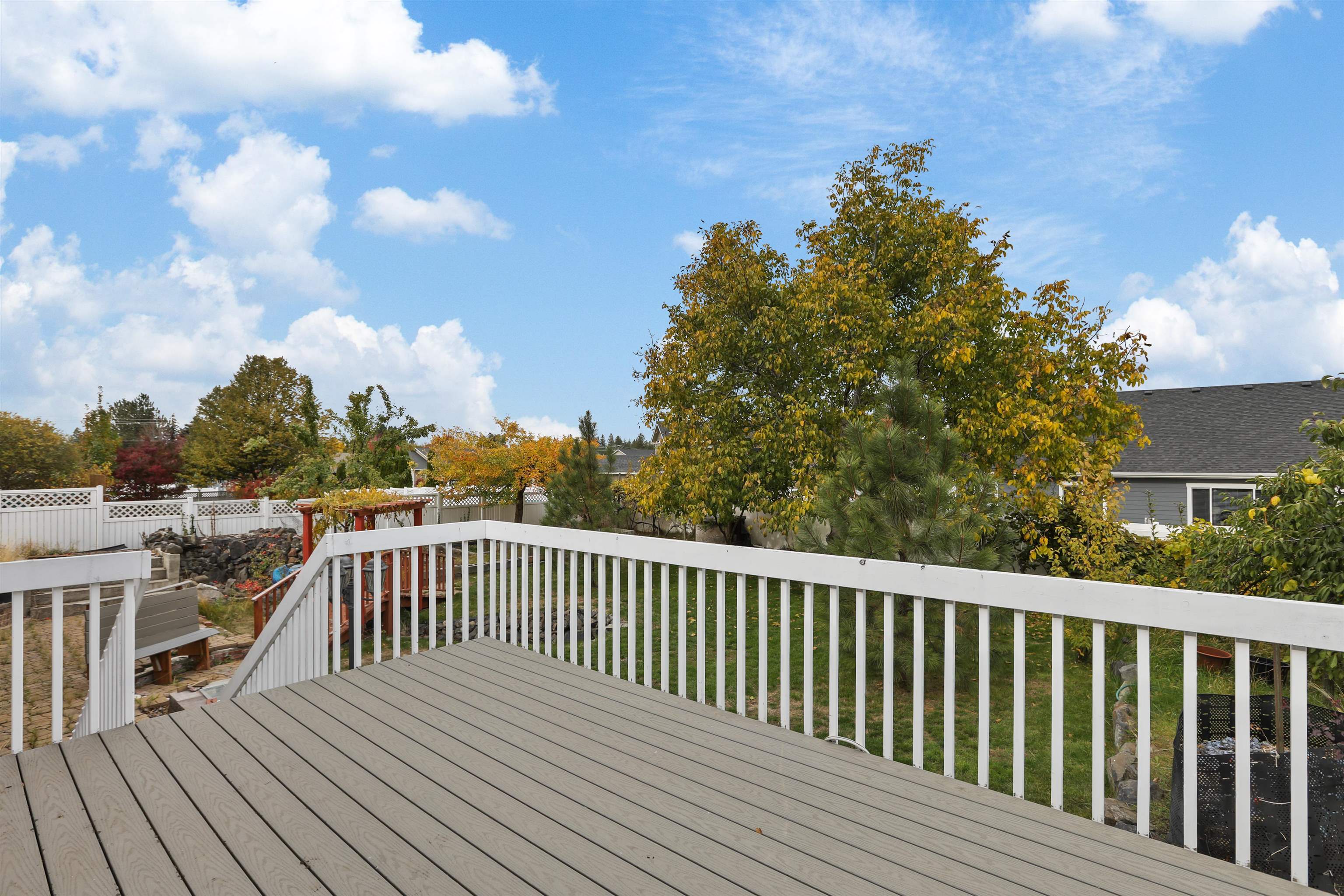 2820 W Hawthorne Rd - Photo 13