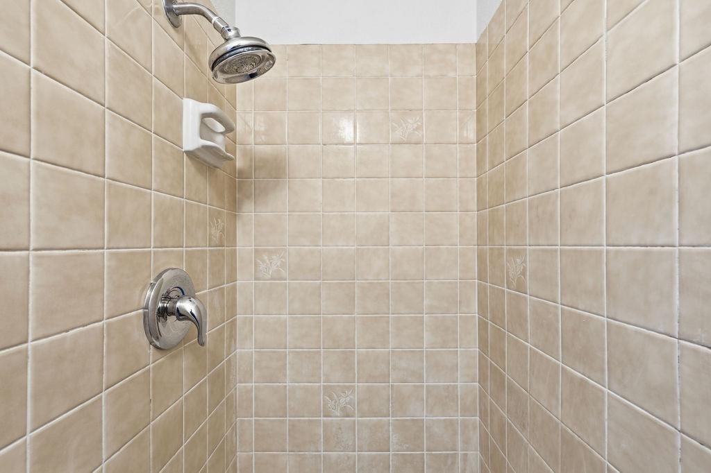 322 W 20TH Ave - Photo 25
