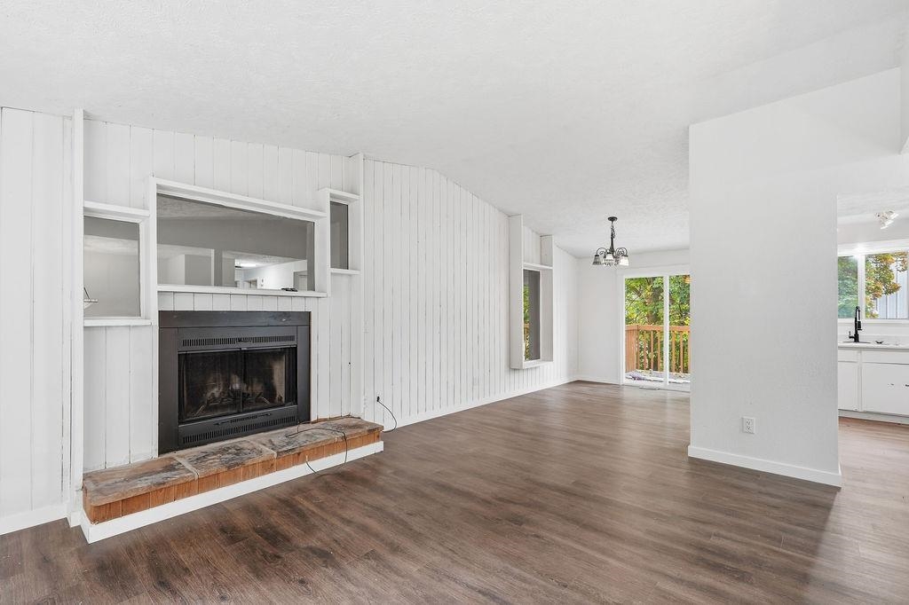322 W 20TH Ave - Photo 8