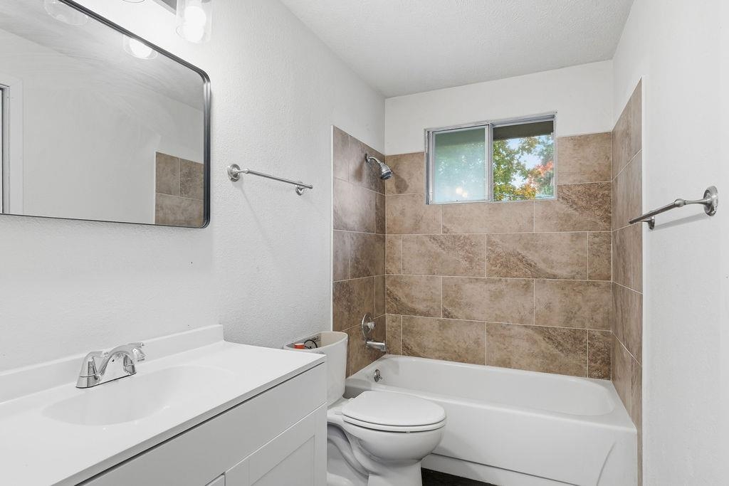 322 W 20TH Ave - Photo 15