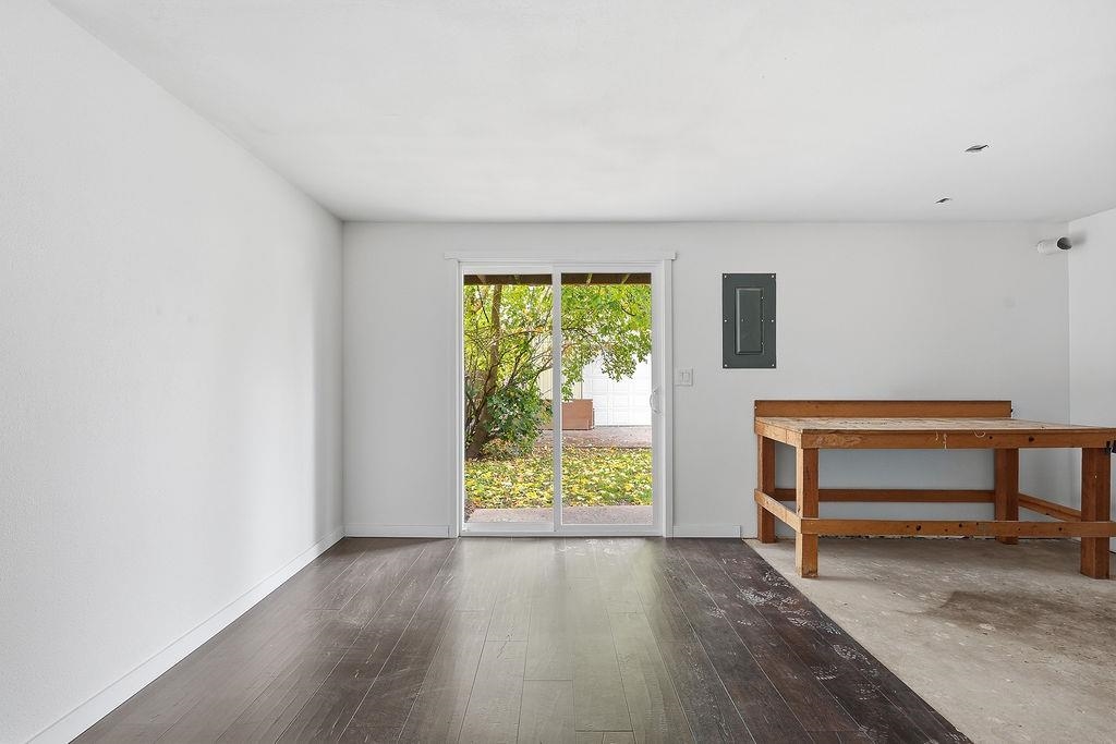 322 W 20TH Ave - Photo 21