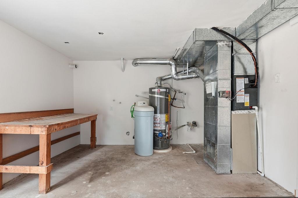 322 W 20TH Ave - Photo 22