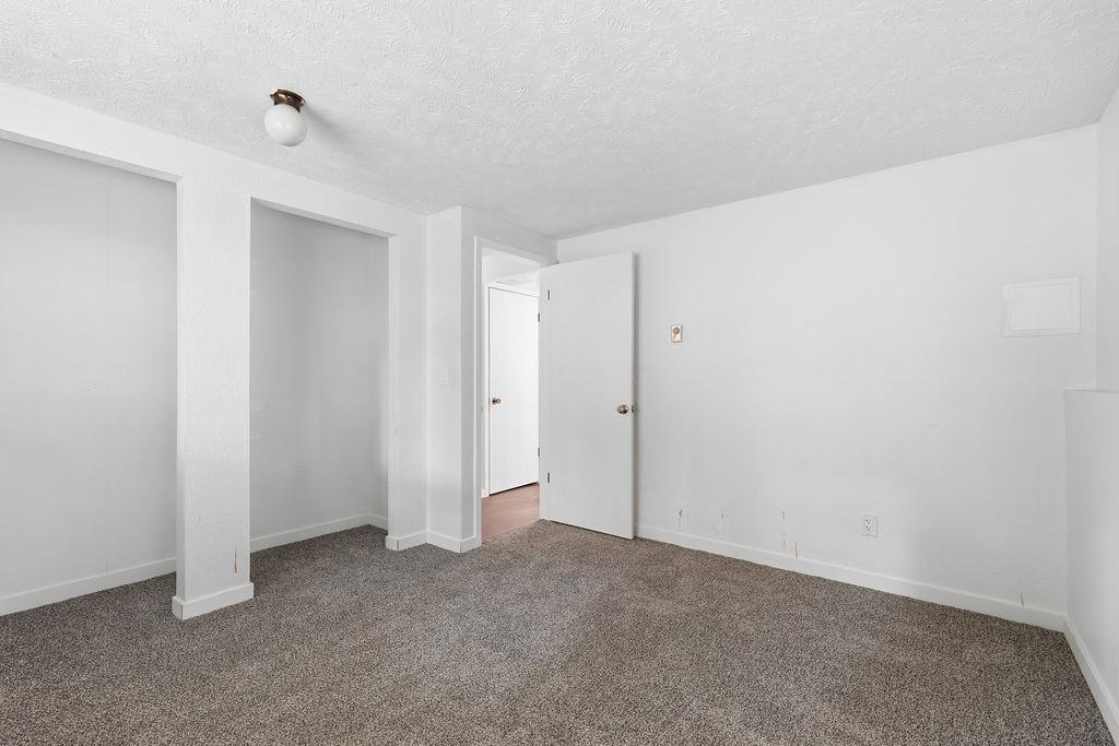 322 W 20TH Ave - Photo 24