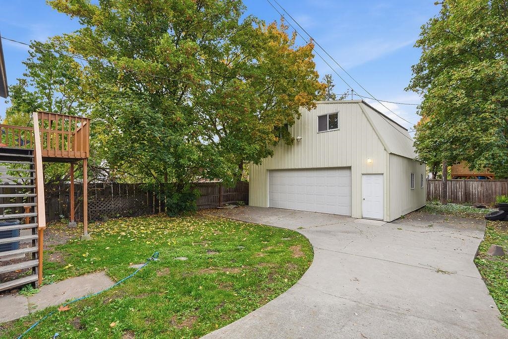322 W 20TH Ave - Photo 30