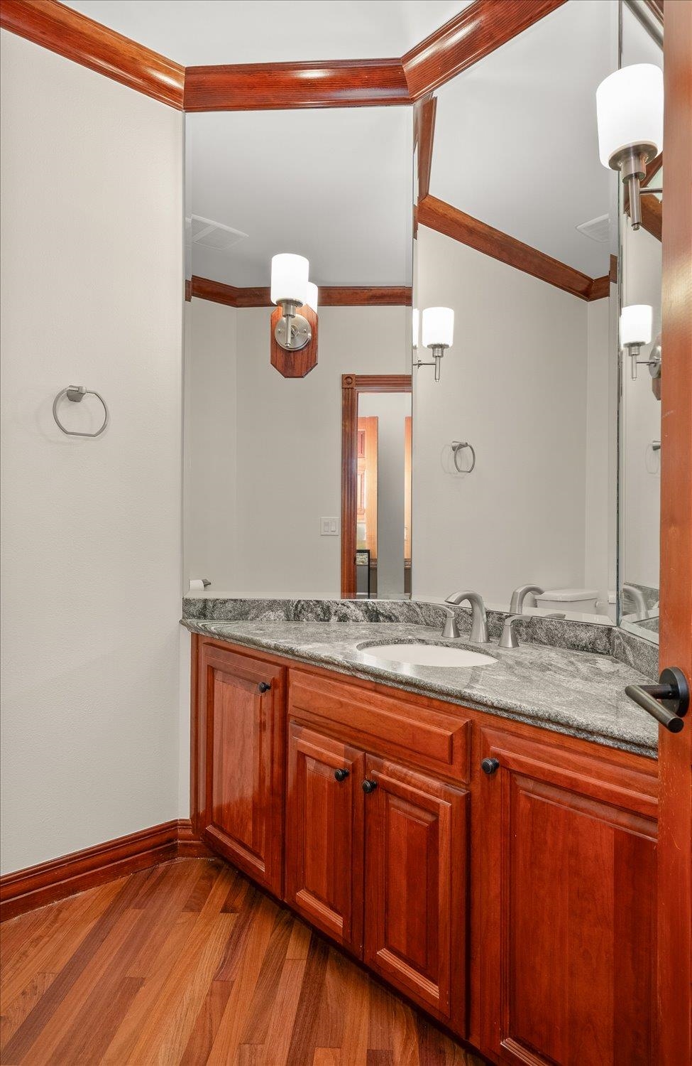 7611 S Mountain Springs Ln - Photo 16