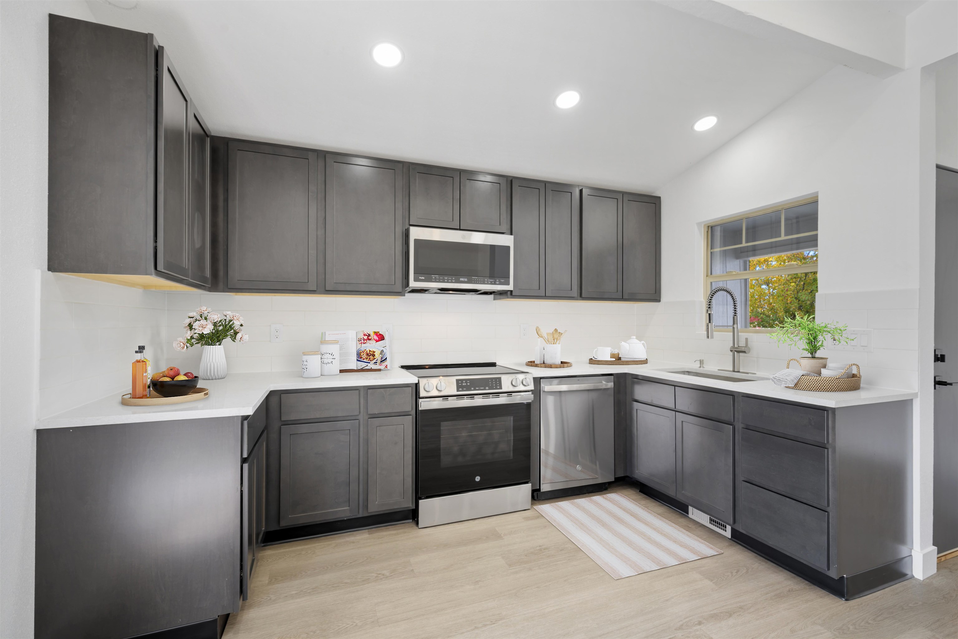 3622 E 26th Ave - Photo 10
