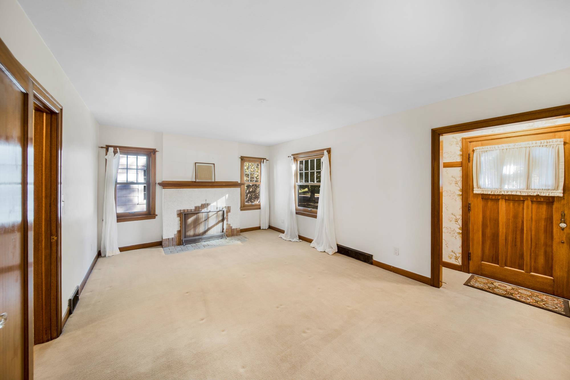 428 W 27th Ave - Photo 3