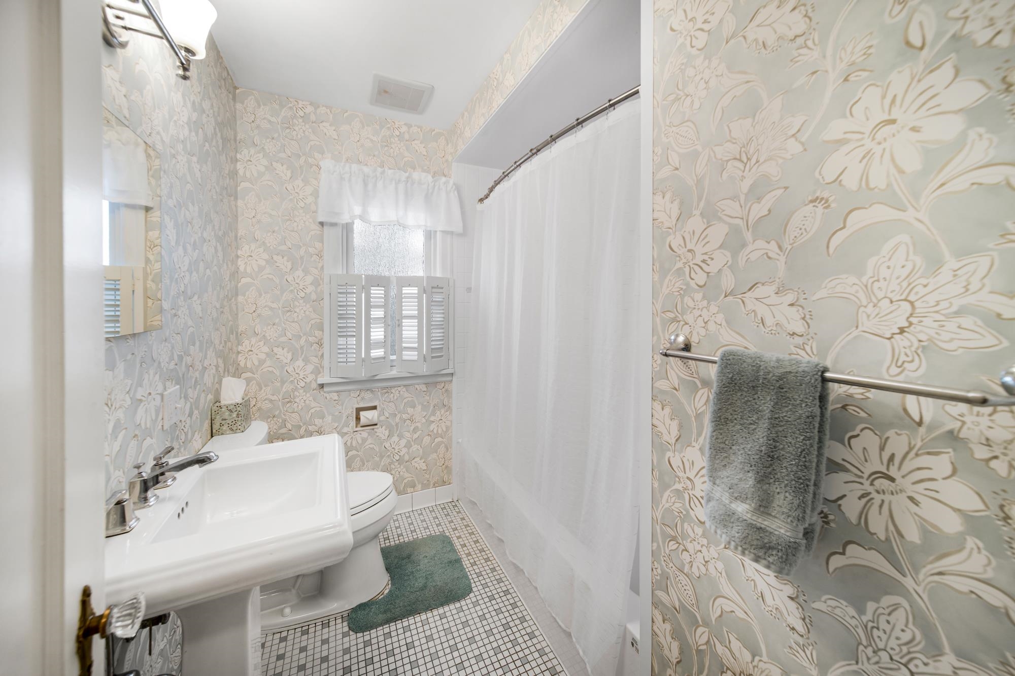 428 W 27th Ave - Photo 20