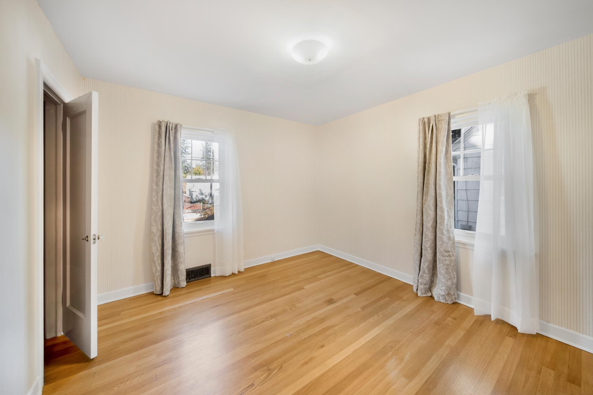 428 W 27th Ave - Photo 16