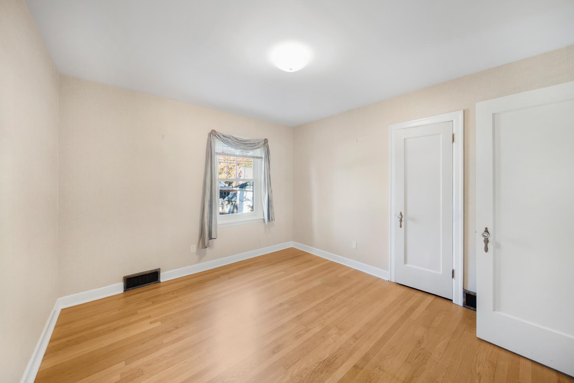 428 W 27th Ave - Photo 18