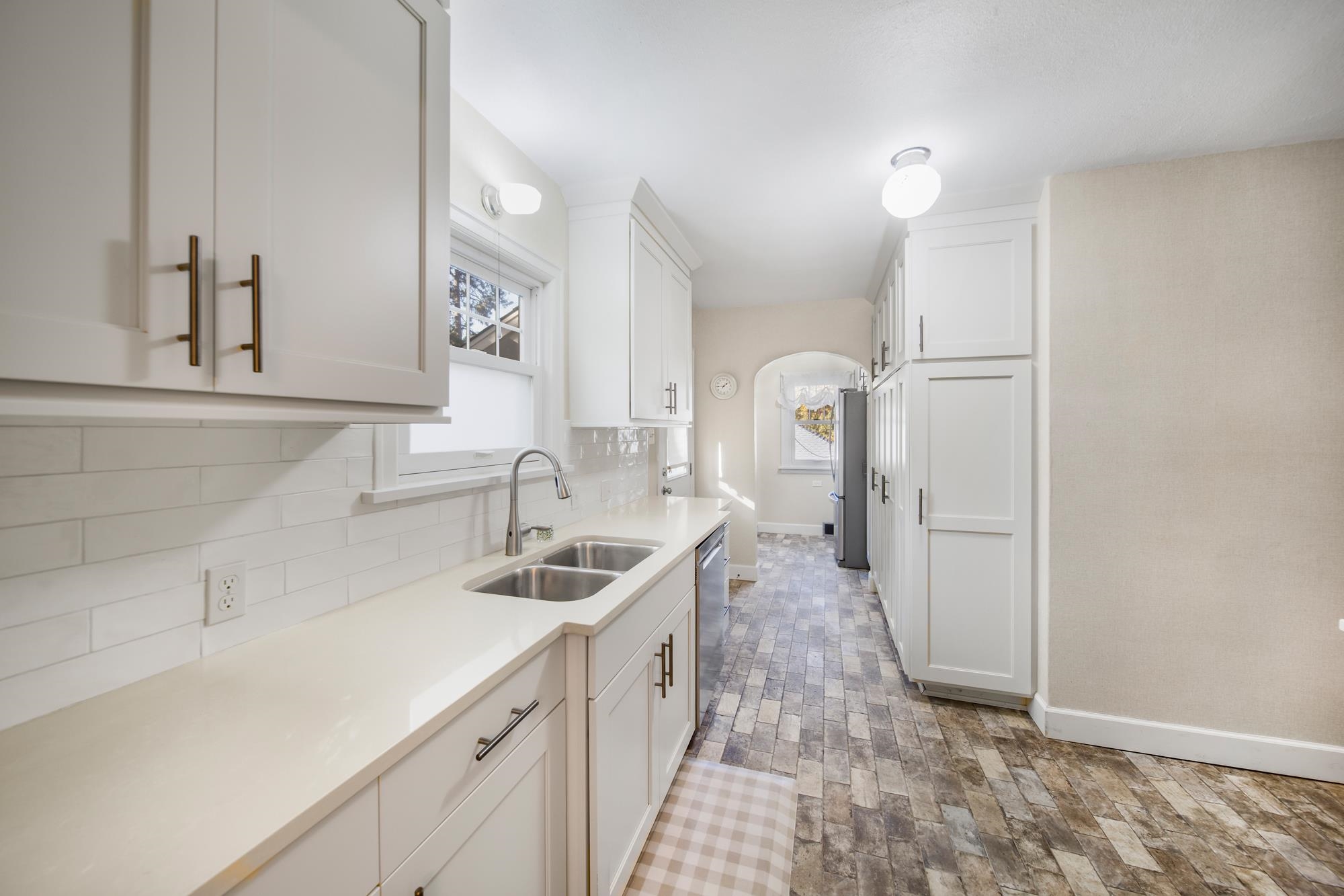 428 W 27th Ave - Photo 9