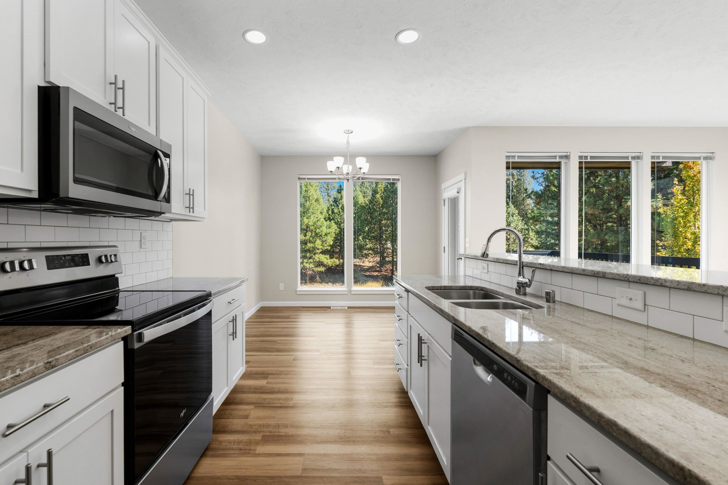 2905 S Custer Ln - Photo 3