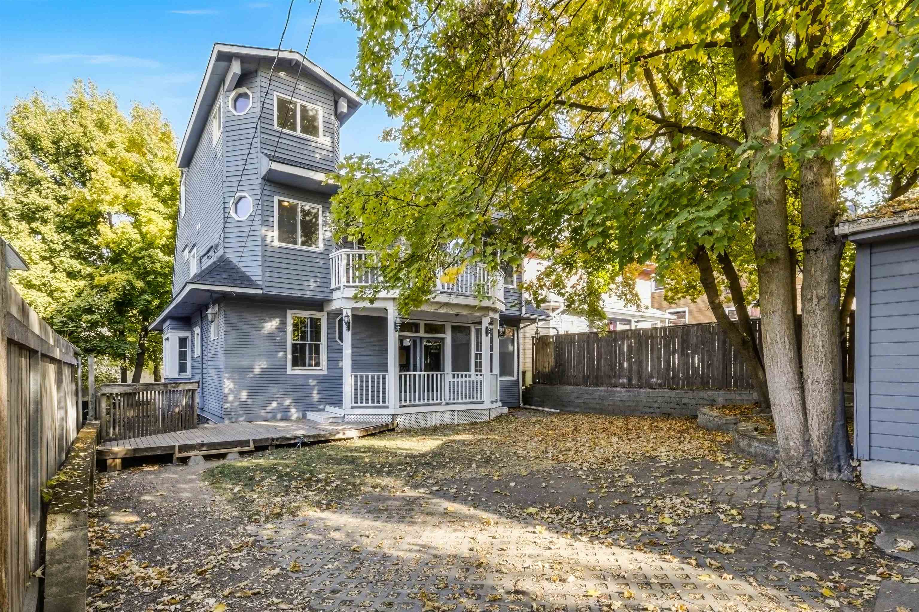 1035 W 10th Ave - Photo 25