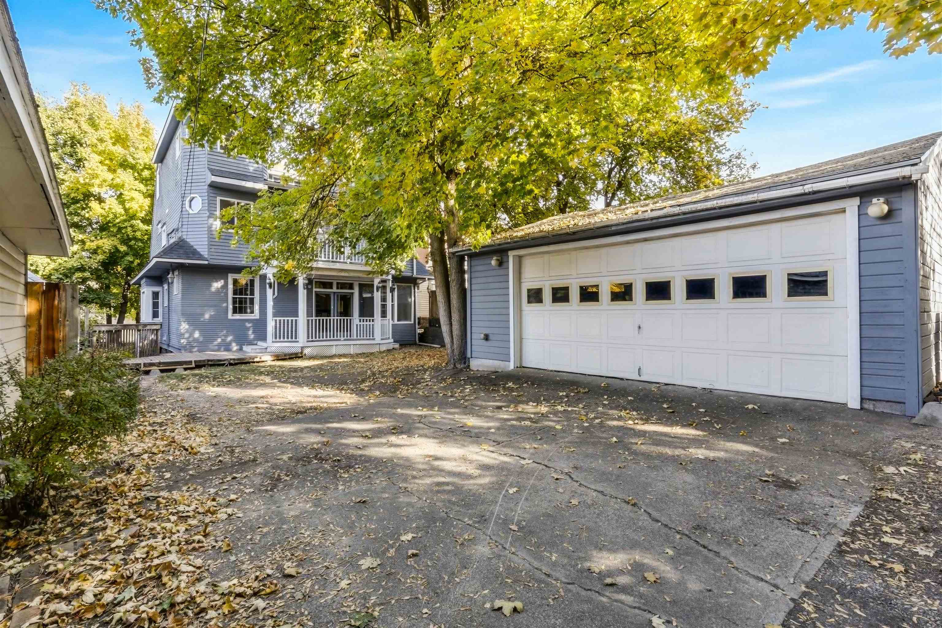 1035 W 10th Ave - Photo 27