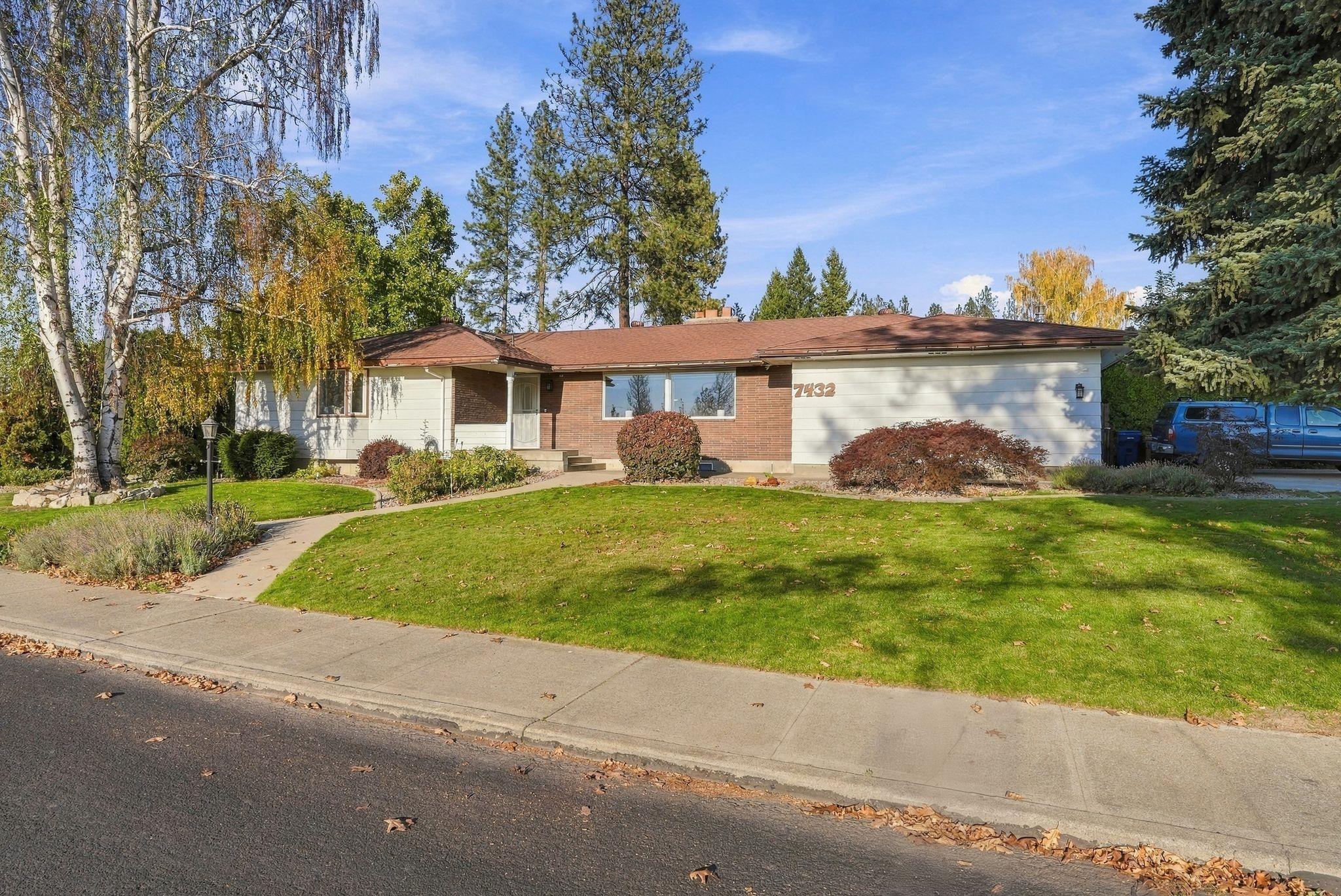 7432 N Sutherlin St - Photo 2