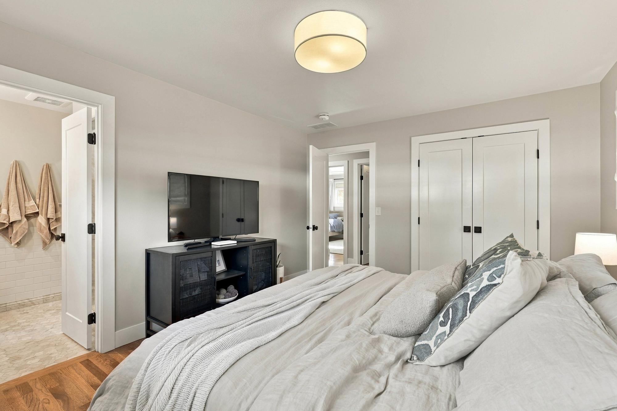 1624 E 34th Ave - Photo 19