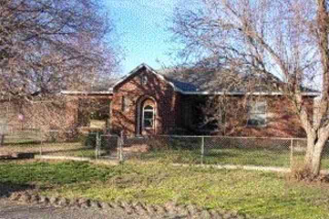 3615 N Downs