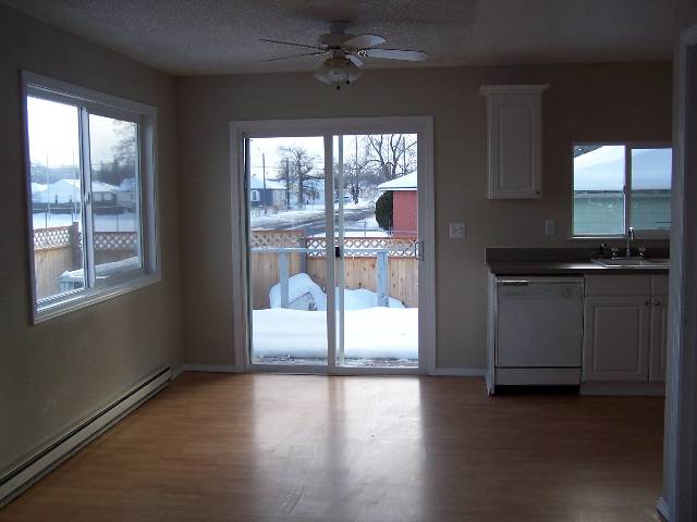 1328 E Heroy - Photo 4