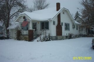 1804 W Nora